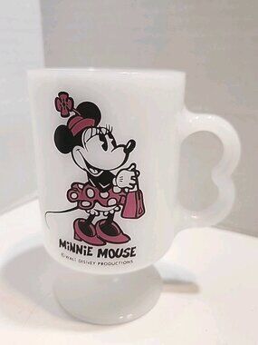 Minnie Mouse Milk Glass Mug Walt Disney USA Heat Proof Pedestal Coffee Mug EUC